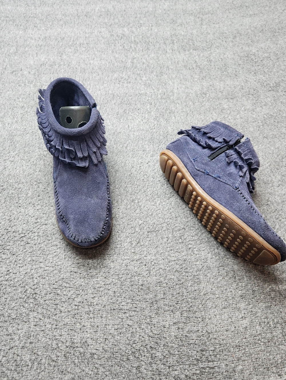 Minnetonka Fringe Boots Womens 8 Blue Suede Ankle‎ Moccasin Zip - Picture 3 of 8
